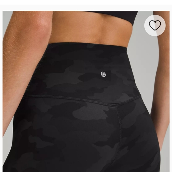 Lululemon camo leggings - Picture 2 of 16